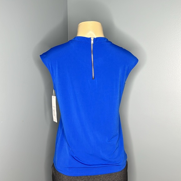 Liz Claiborne woman’s blouse blue sleeveless gold zipper in the back size XS - Picture 3 of 7